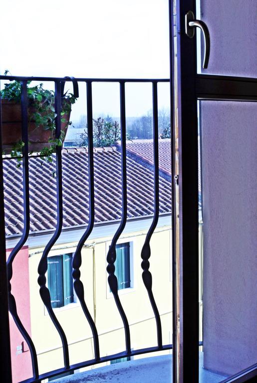 Alla Nave Masi Pokoj fotografie